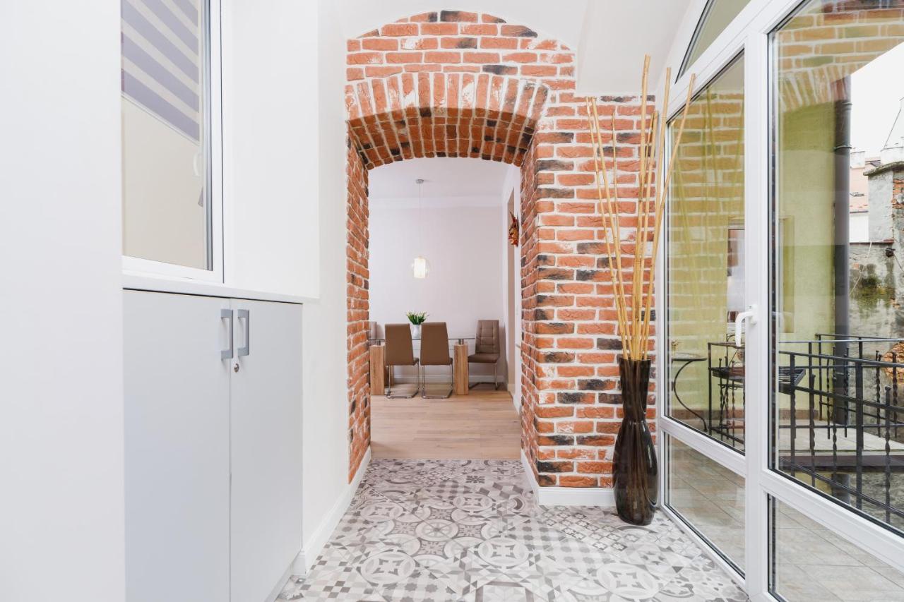 Modern Apartment Lubicz Krakow By Noclegi Renters Exterior photo